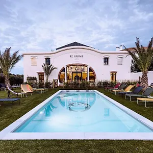 4* Отель Le Garage